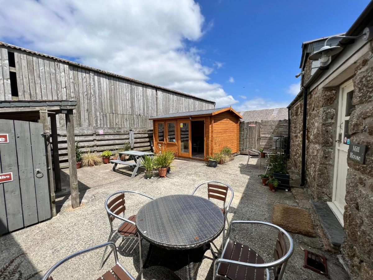 Lands End Hostel And B&B Sennen Extérieur photo